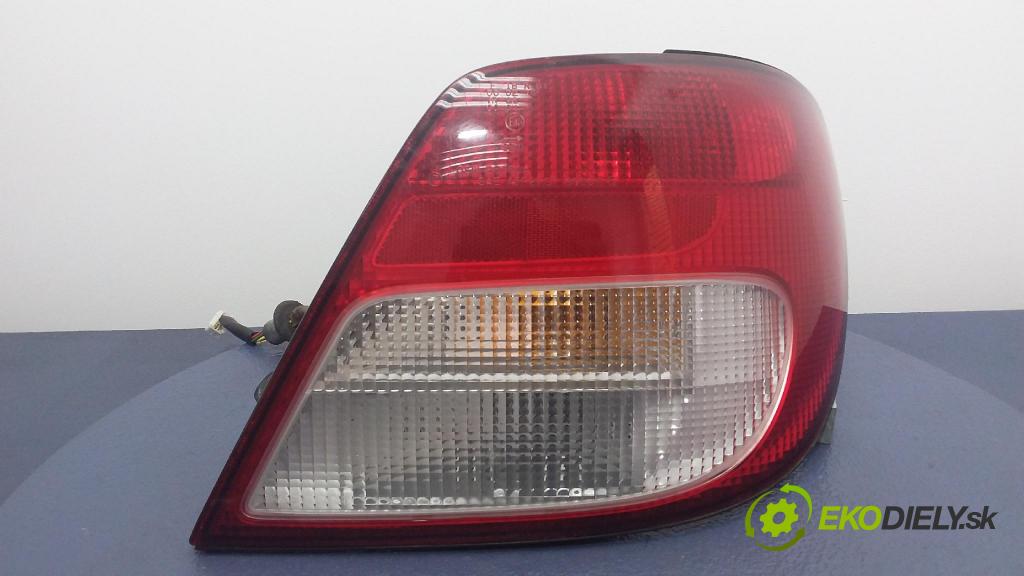 Subaru Impreza 2001 světlo Zad: Práva: Mimo: 26060A