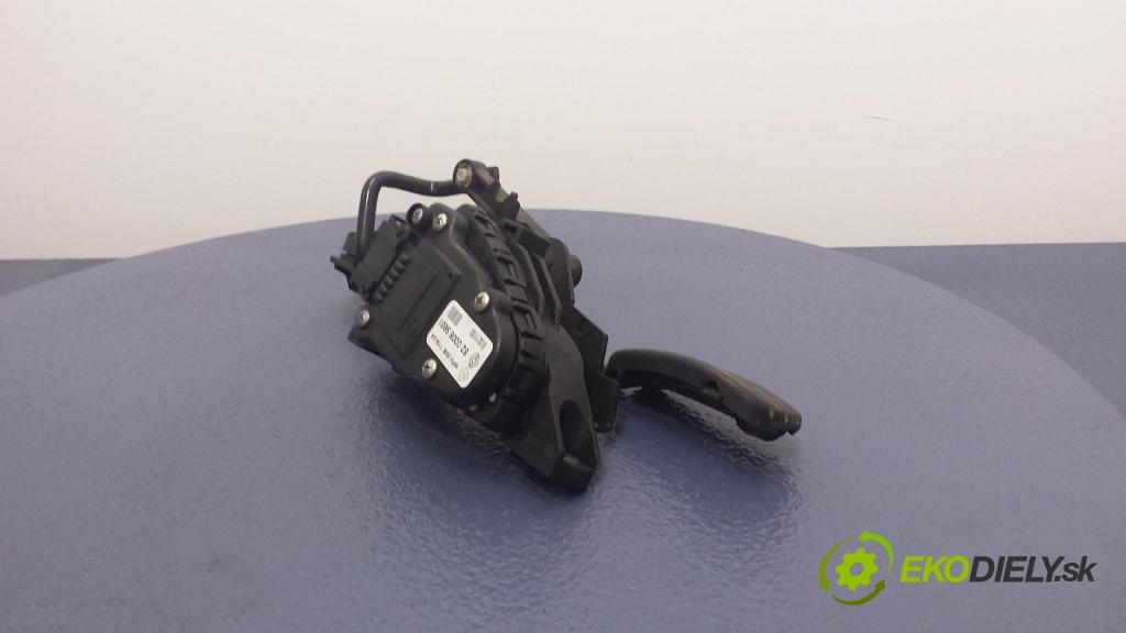 Renault Clio 2003 pedal Plyn: 8200089851
