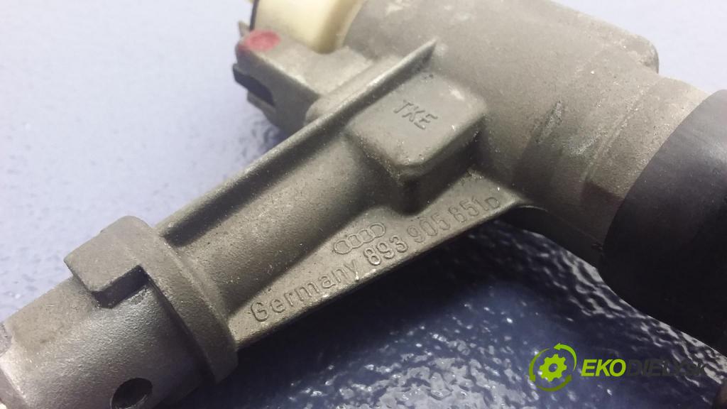 Audi B4 1995 Spínač zapaľovania: 893905851D