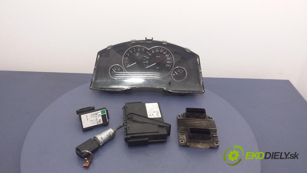 Opel Meriva 2003 řídící jednotka Motor: 12214830