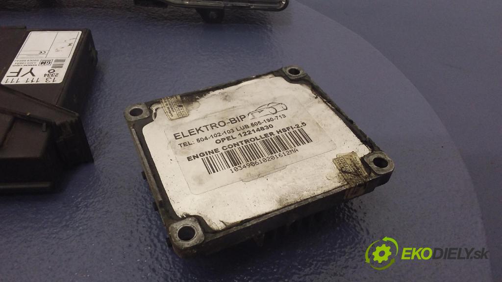 Opel Meriva 2003 řídící jednotka Motor: 12214830