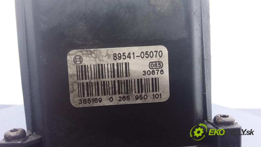 Toyota Avensis 2003 čerpadlo ABS x 44540-05030