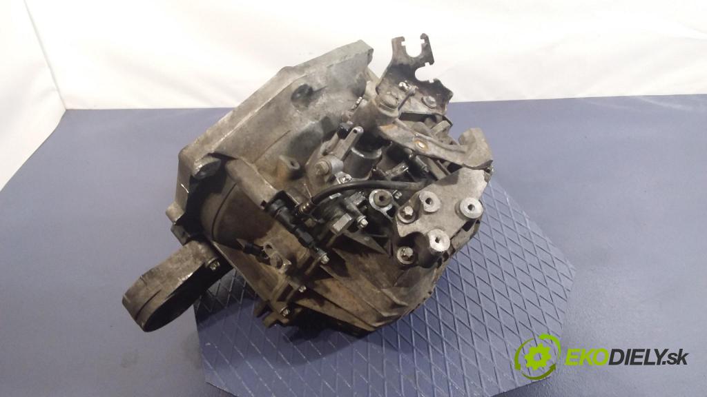 Opel Astra 2006 převodovka Ozubené kola: Manualna 55192042 M32