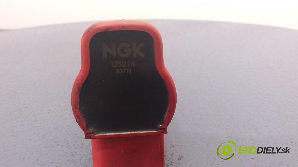 Audi A4 2002 cívka Zapalování: NGK U5014