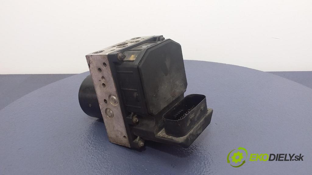 Volkswagen Polo 2002 čerpadlo ABS x 6Q0614417D