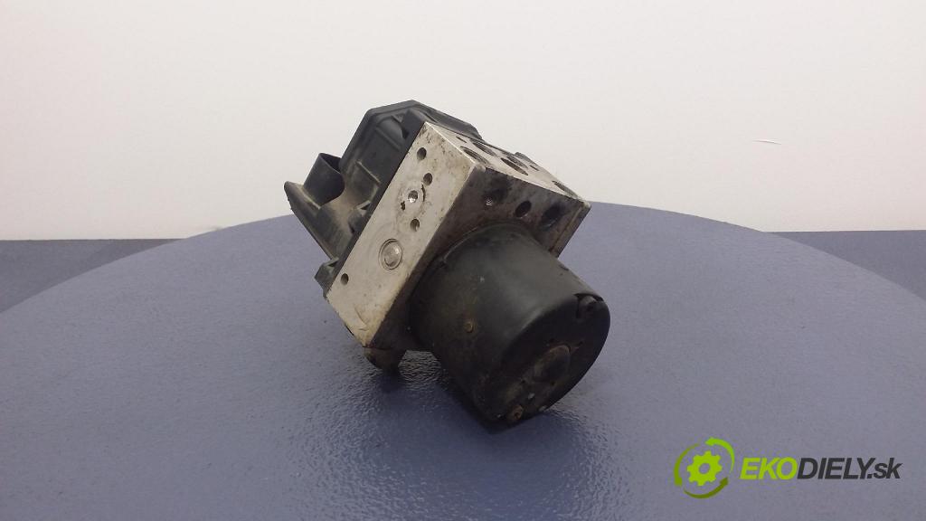 Volkswagen Polo 2004 čerpadlo ABS x 6Q0614417E