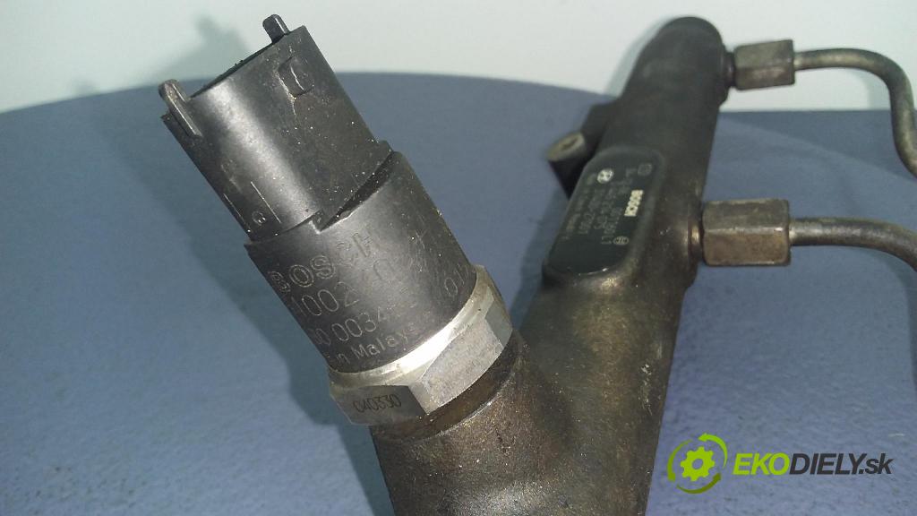 Hyundai Santa fe 2006 lišta Zásobování 31400-27001