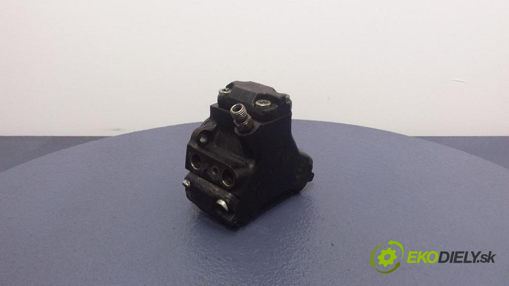 Hyundai Santa fe 2006 čerpadlo Injekce: 33100-27900