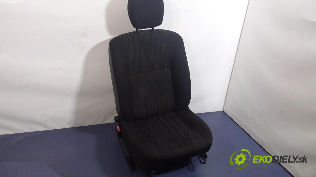 Dacia Duster 2010 Sedadlo Řidiči 870009618R
