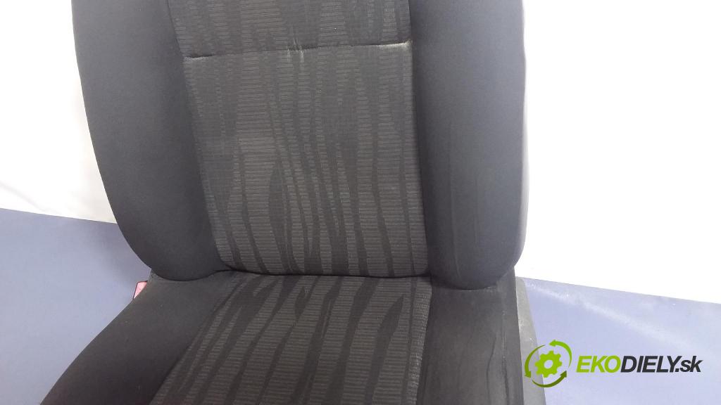 Dacia Duster 2010 Sedadlo Řidiči 870009618R