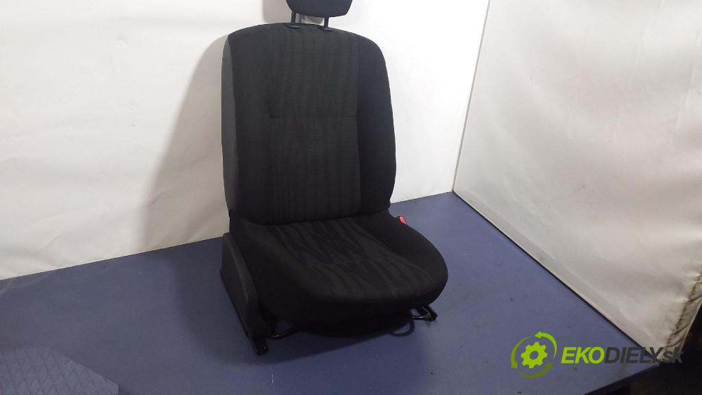 Dacia Duster 2010 Sedadlo spolujezdce 870009618R