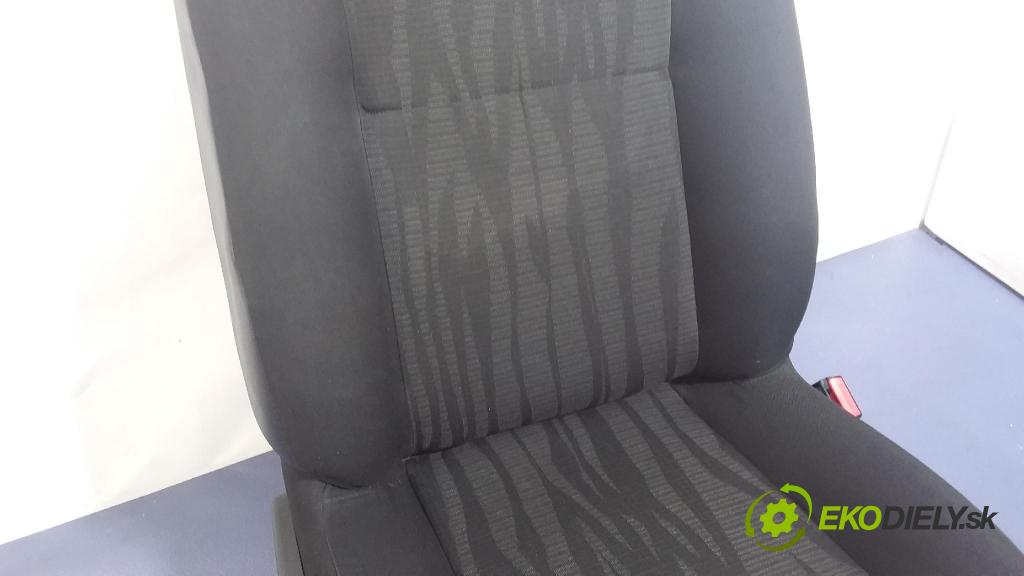 Dacia Duster 2010 Sedadlo spolujezdce 870009618R