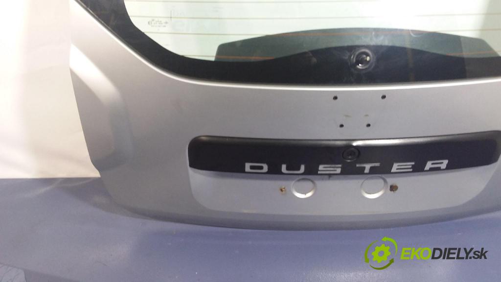 Dacia Duster 2010 zadní dveře kufra: kufr TED69