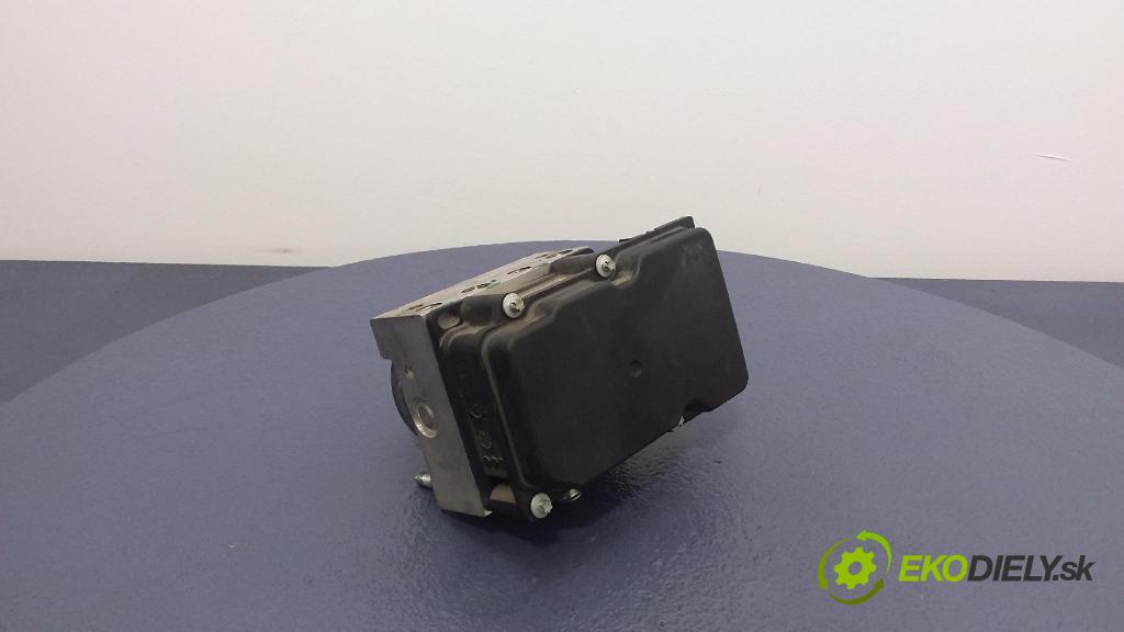 Dacia Duster 2010 čerpadlo ABS x 8200846463