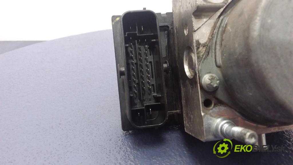 Dacia Duster 2010 čerpadlo ABS x 8200846463
