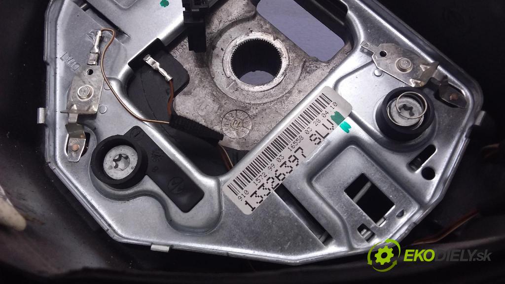 Opel Astra 2010 volant 13326397