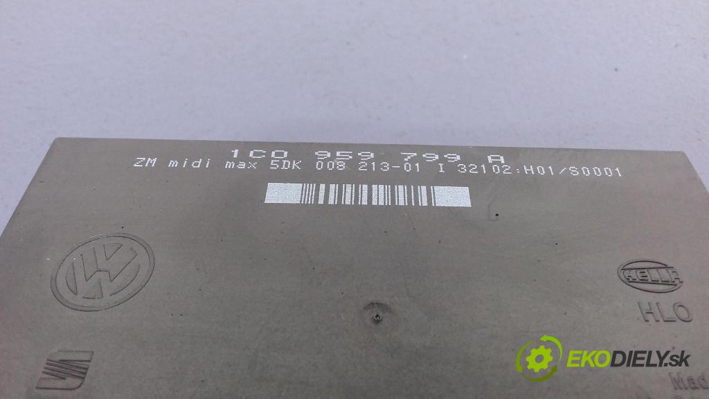 Volkswagen Passat 1998 riadiaca jednotka Komfortu 1C0959799A