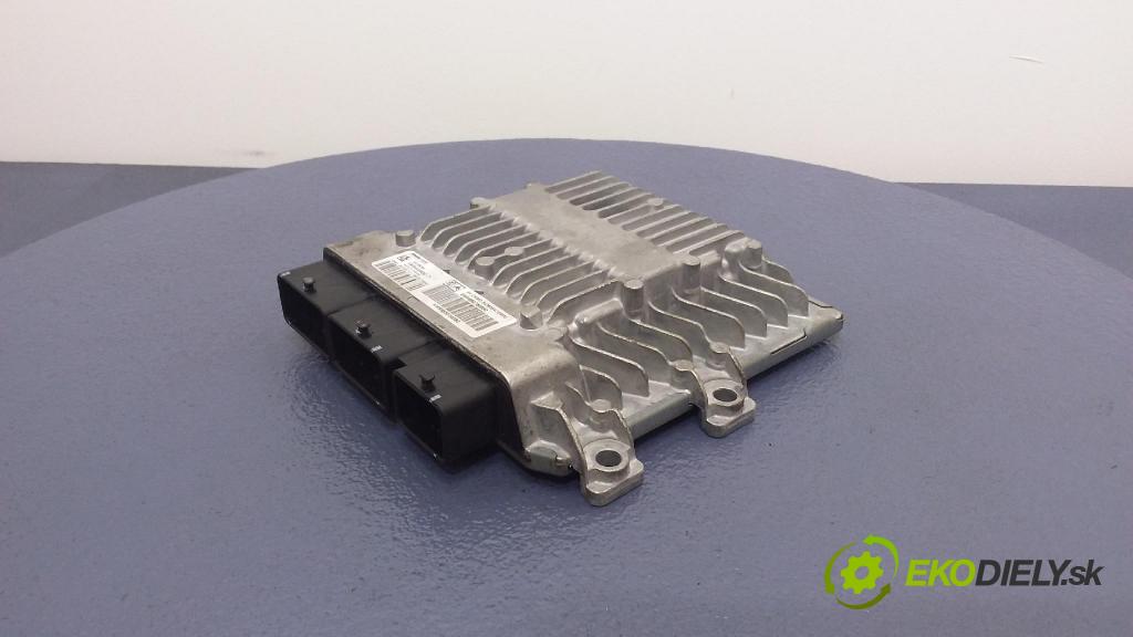 Citroen C5 2005 riadiaca jednotka Motor: 9660780680