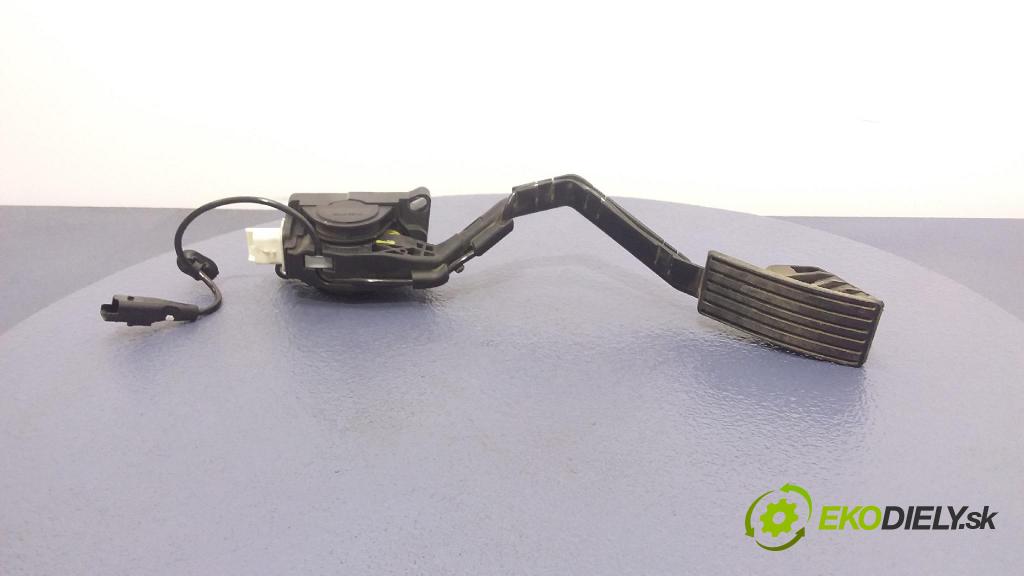 Citroen C5 2005 pedal Plyn: 9650341780