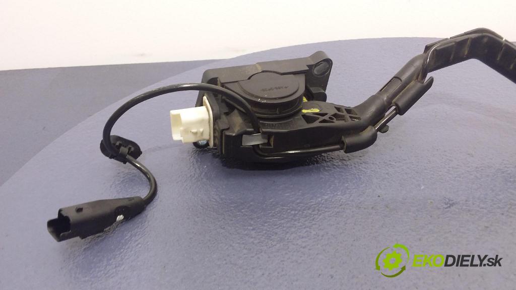 Citroen C5 2005 pedal Plyn: 9650341780