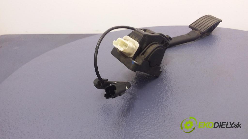 Citroen C5 2005 pedal Plyn: 9650341780