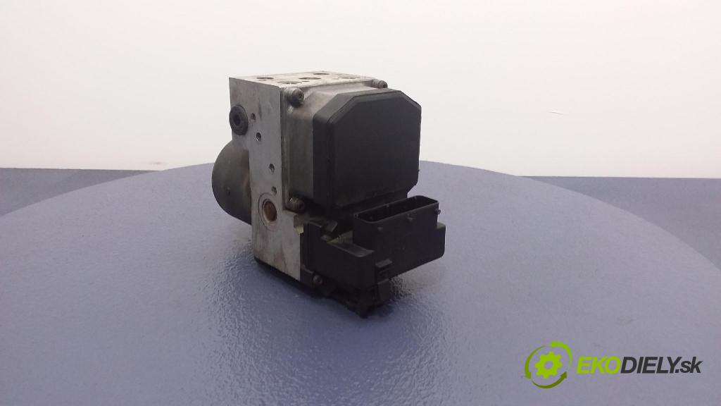 Audi A6 1998 čerpadlo ABS x 8E0614111A