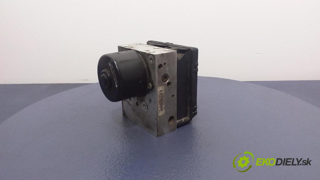 Audi A2 2001 čerpadlo ABS x 8Z0907379B