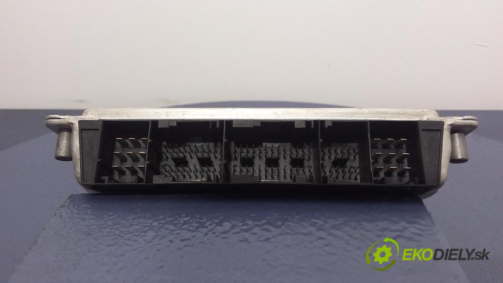 Mercedes-benz C 200 2001 řídící jednotka Motor: A6111538279