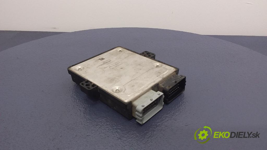 Audi A4 1996 riadiaca jednotka 10R-020775