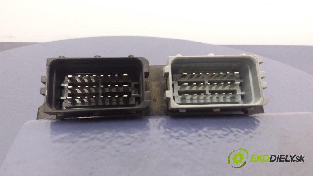 Audi A4 1996 riadiaca jednotka 10R-020775