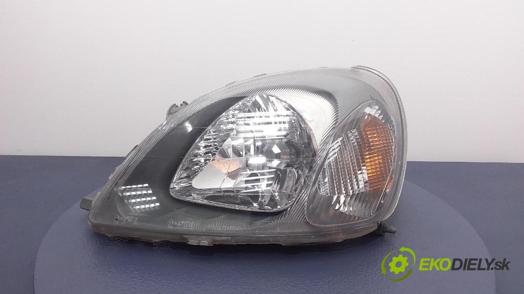 Toyota Yaris 2002 Reflektor: Vľavo: 20-5730