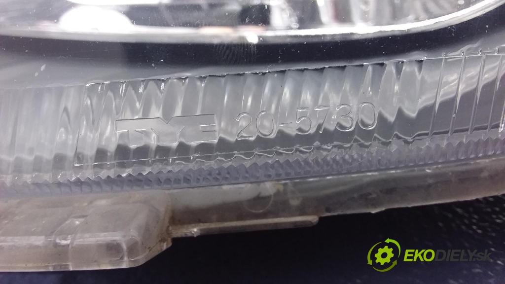 Toyota Yaris 2002 světlo Levý: 20-5730