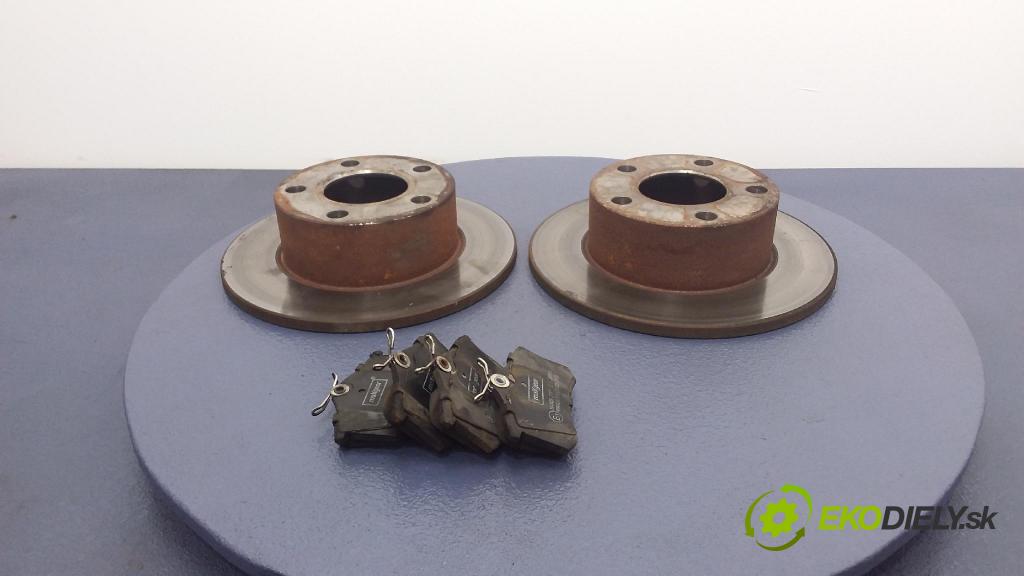 Audi A6 1998 kotúč Brzda: zadný 245 MM