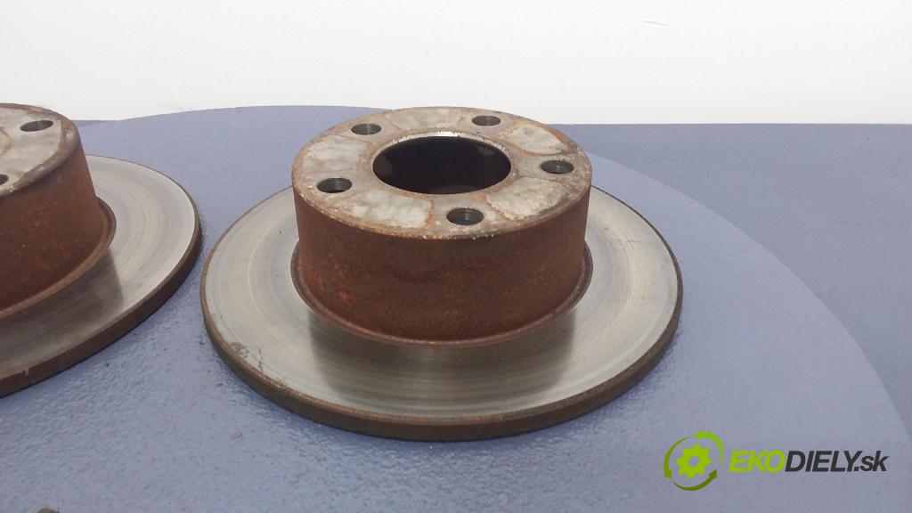 Audi A6 1998 kotúč Brzda: zadný 245 MM