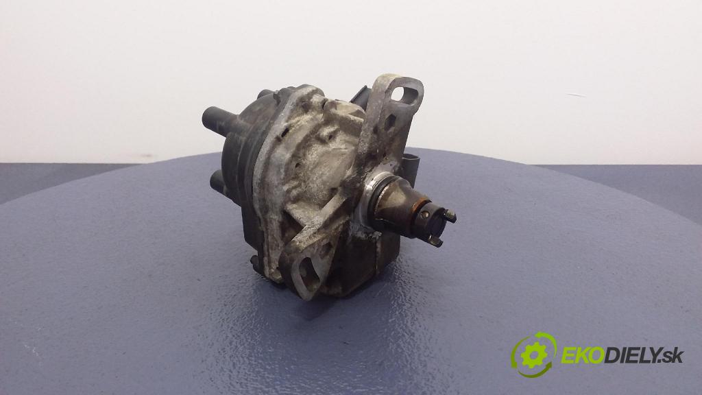 Nissan Micra 1997 rozdeľovač Zapaľovanie: 22100-99B04