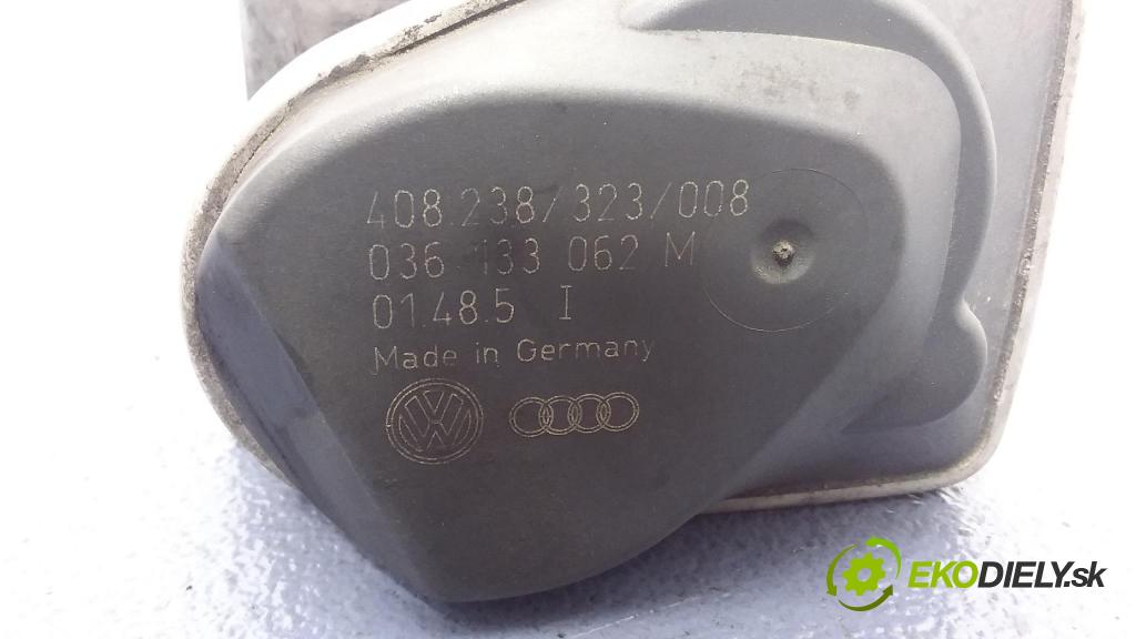 Volkswagen Golf 2001 klapka 036133062M