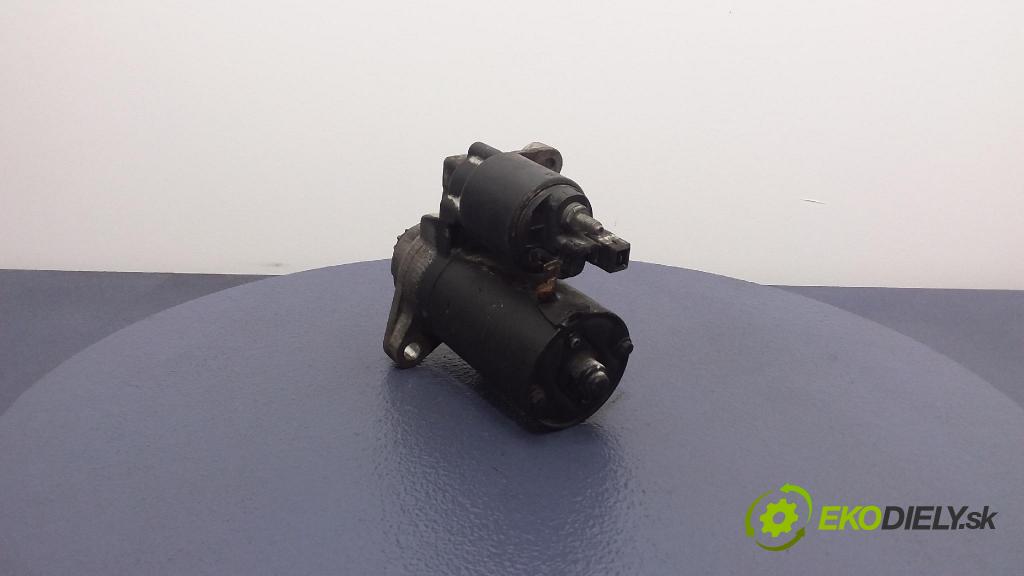 Audi A2 2001 štartér 021911023E