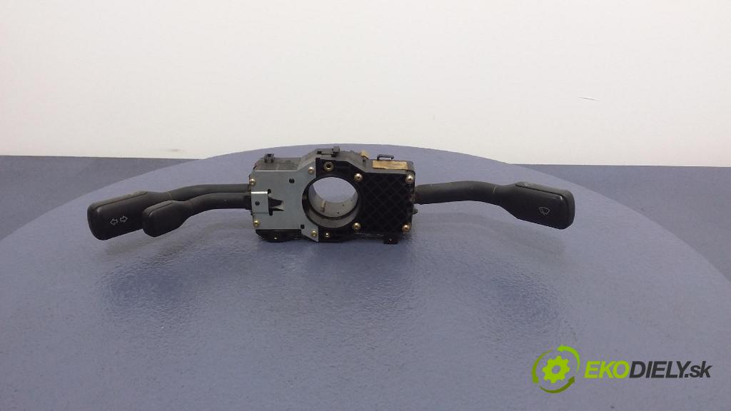 Audi B5 1995 prepínač Komplex: 4D0953513