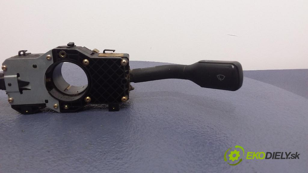 Audi B5 1995 prepínač Komplex: 4D0953513