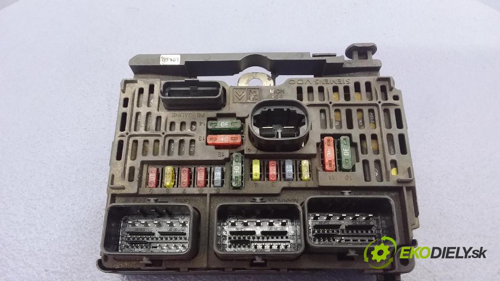 Peugeot 407 2005 skrinka Poistky: 9656086080