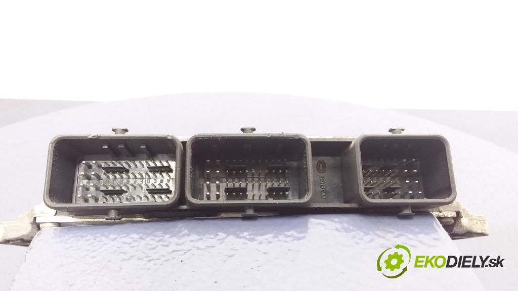Renault Laguna 2006 riadiaca jednotka Motor: 8200444583