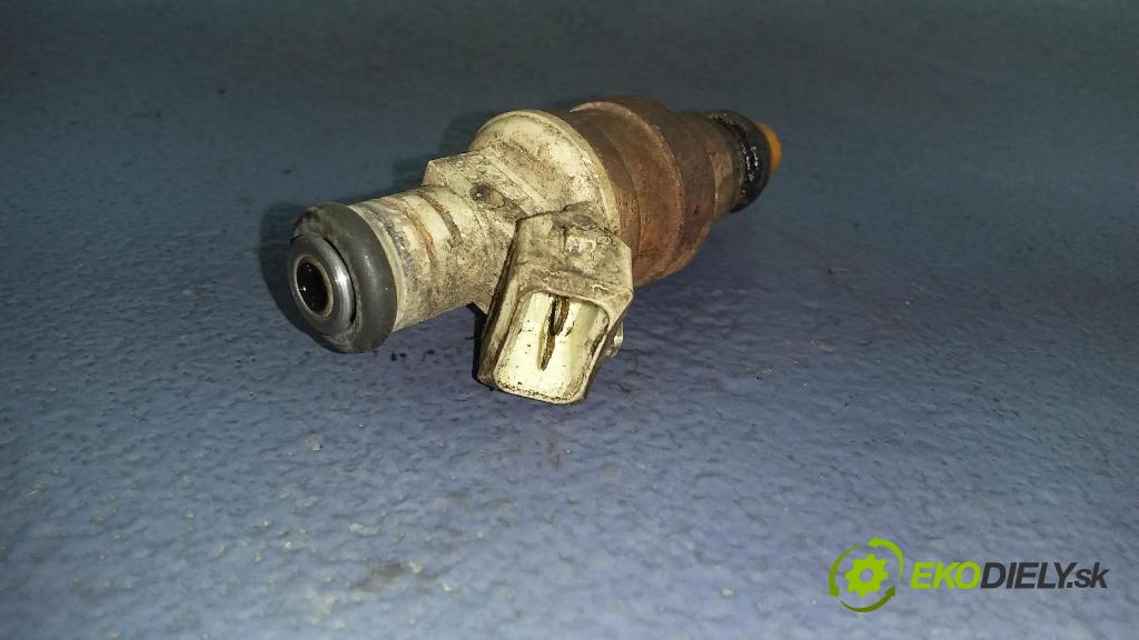 Volkswagen Golf 1991 vstrek 030906031A