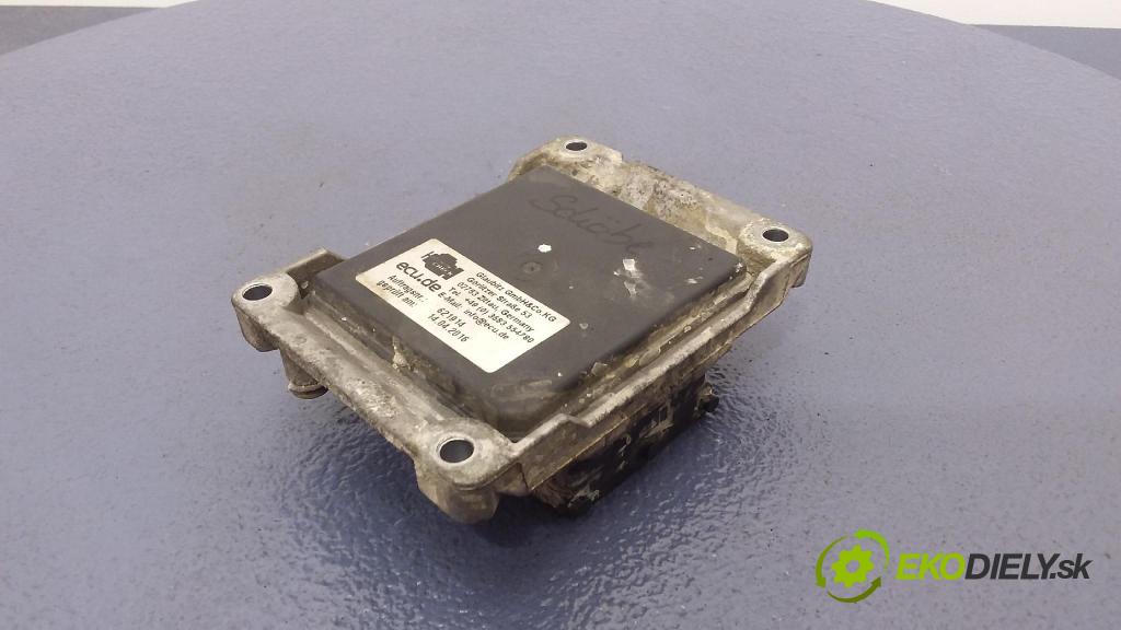 Opel Astra 2004 riadiaca jednotka Motor: 0261207722