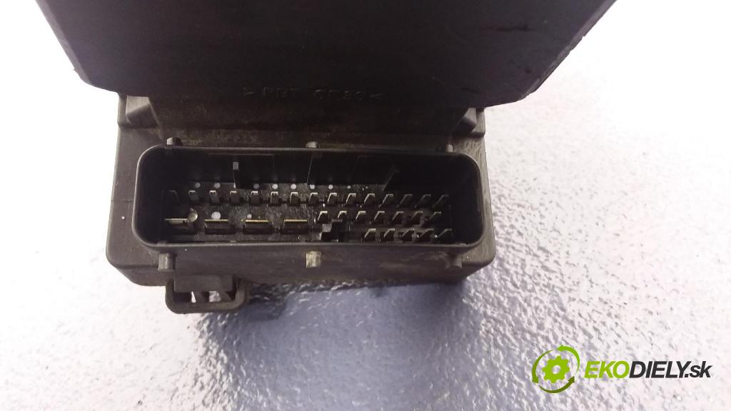 Audi A4 2000 čerpadlo ABS x 8E0614111AH