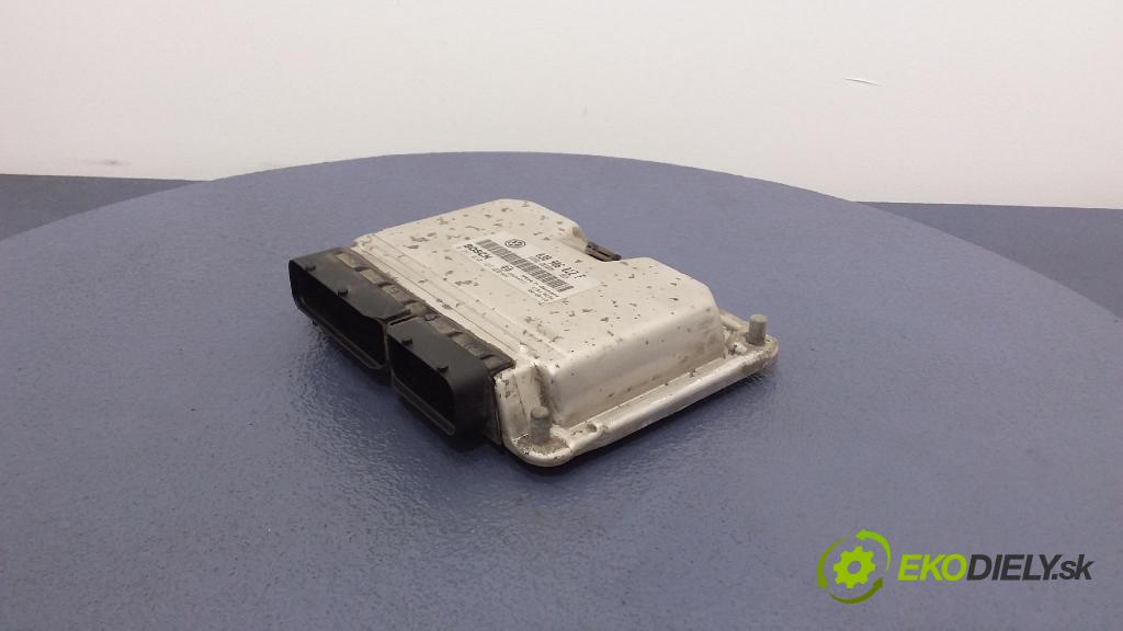 Skoda Octavia 2000 riadiaca jednotka Motor: 038906012F
