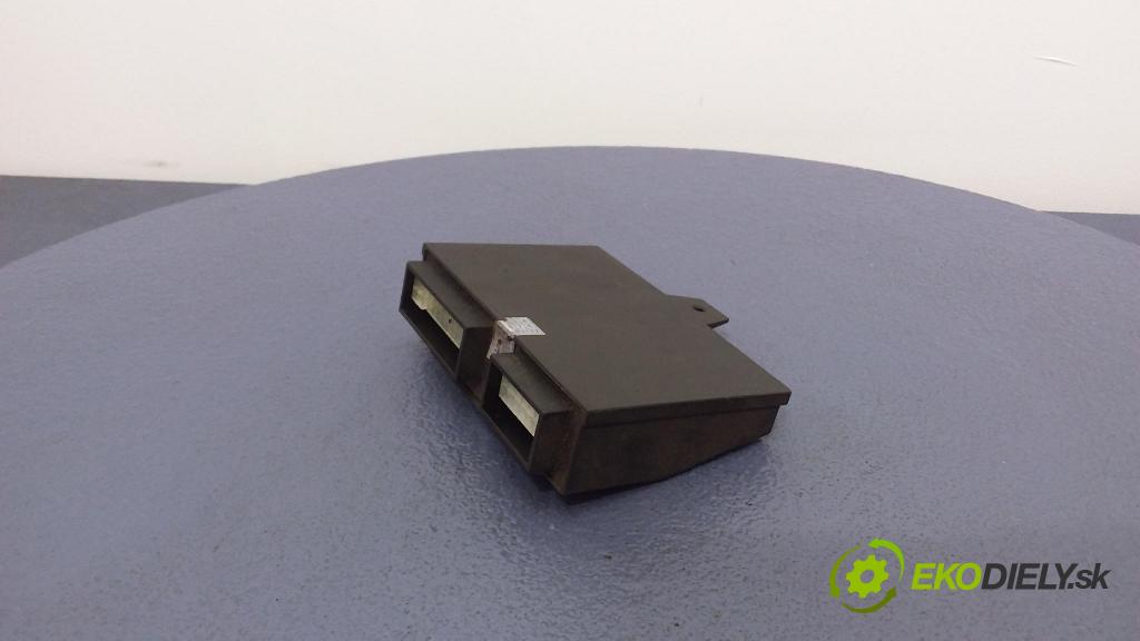 Renault Scenic 2000 riadiaca jednotka 67R-014313