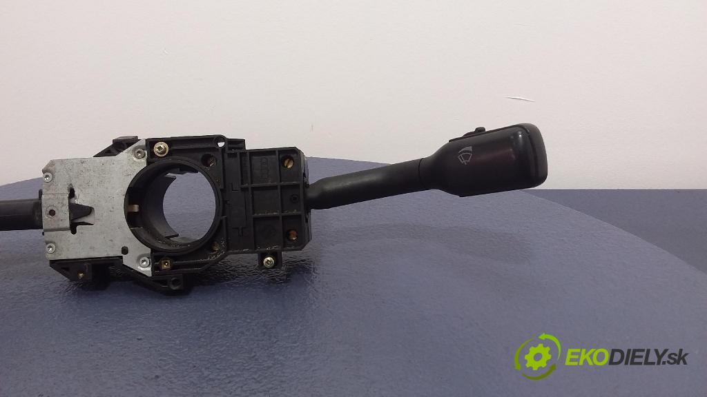 Audi A4 2000 prepínač Komplex: 8D0953513A