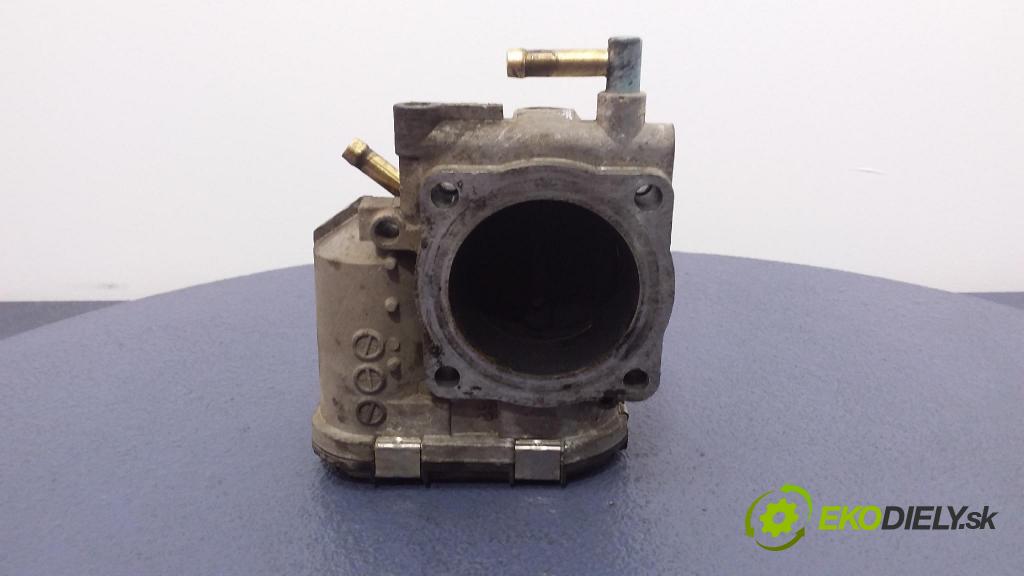 Volkswagen Golf 2002 klapka 036133062D