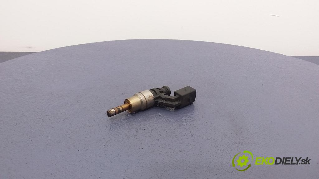 Volkswagen Golf 2002 vstrek 0261500005