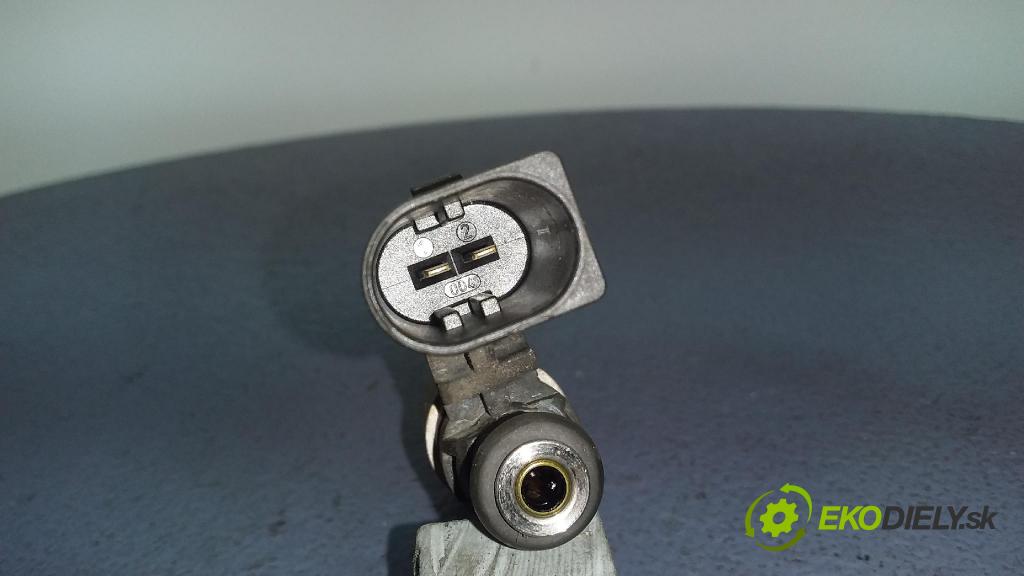 Volkswagen Golf 2002 vstrek 0261500005